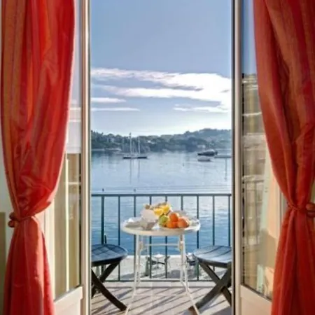 Bella Vista Apartment *